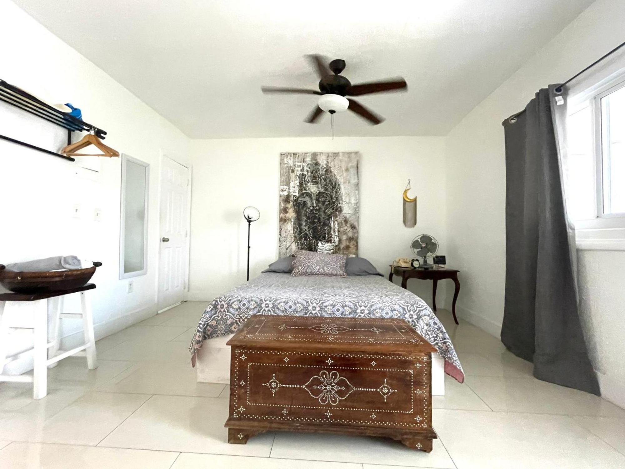 Private Studio Blocks From Coconut Grove Miami Zewnętrze zdjęcie